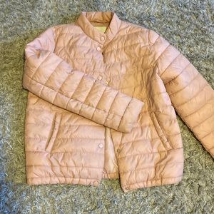 Puffer style lightweight coat